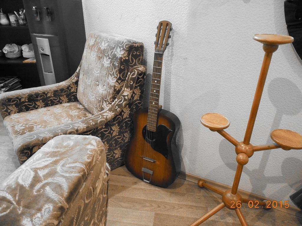 Elizabeth'S Yh Rooms Riga Exterior photo