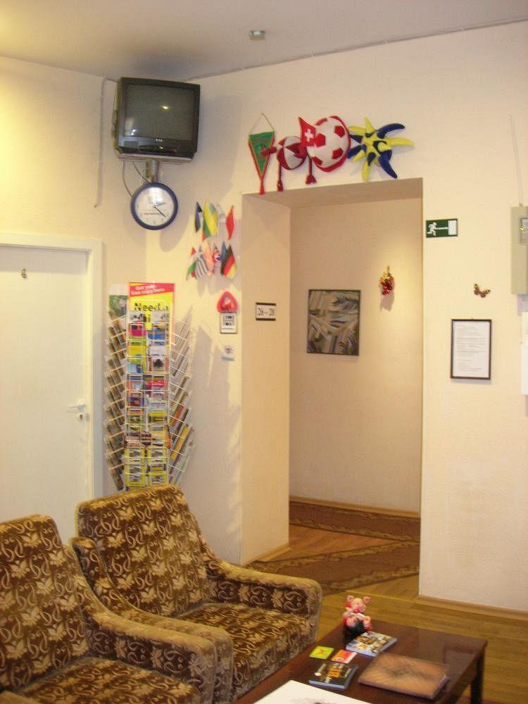 Elizabeth'S Yh Rooms Riga Exterior photo